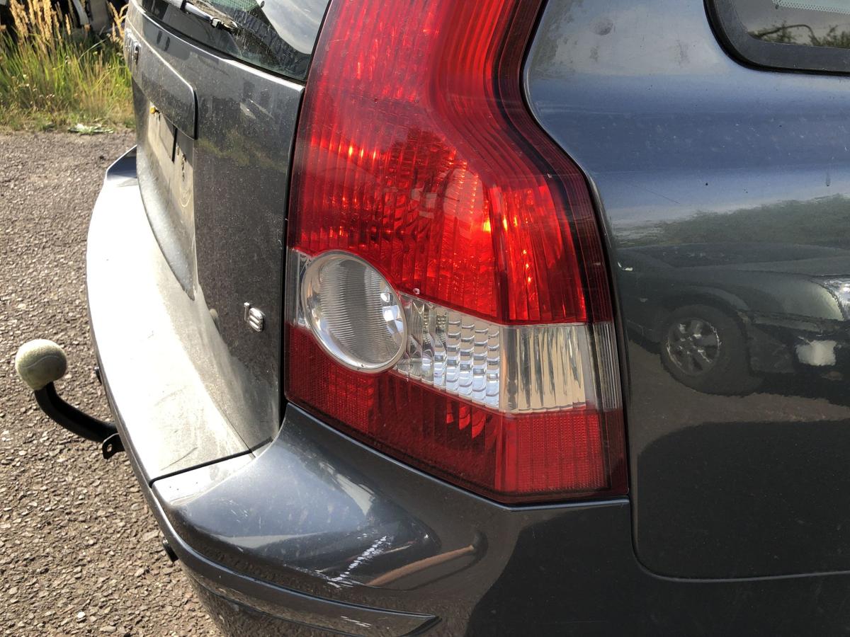 Volvo V50 Typ M R&uuml;ckleuchte rechts R&uuml;cklicht Heckleuchte Kombi bis 2007