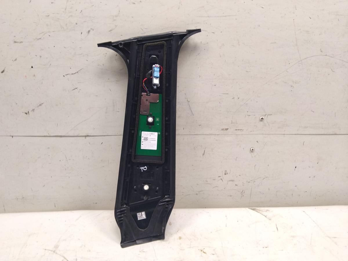 Tesla Model Y original Blende B-S&auml;ule rechts mit Kamera BJ2023