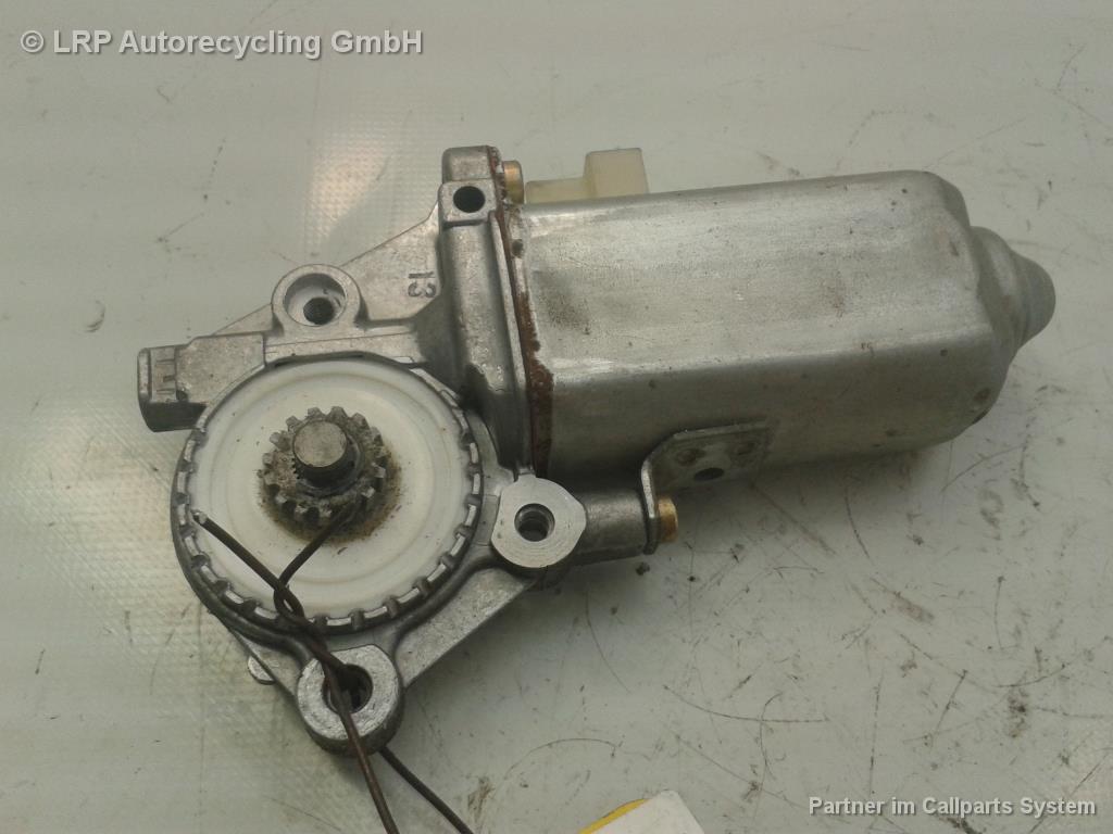 MOTOR SD; Schiebedachmotor; R 19; B/C/D 53 01/89-02/96; 7701032717; N.L.