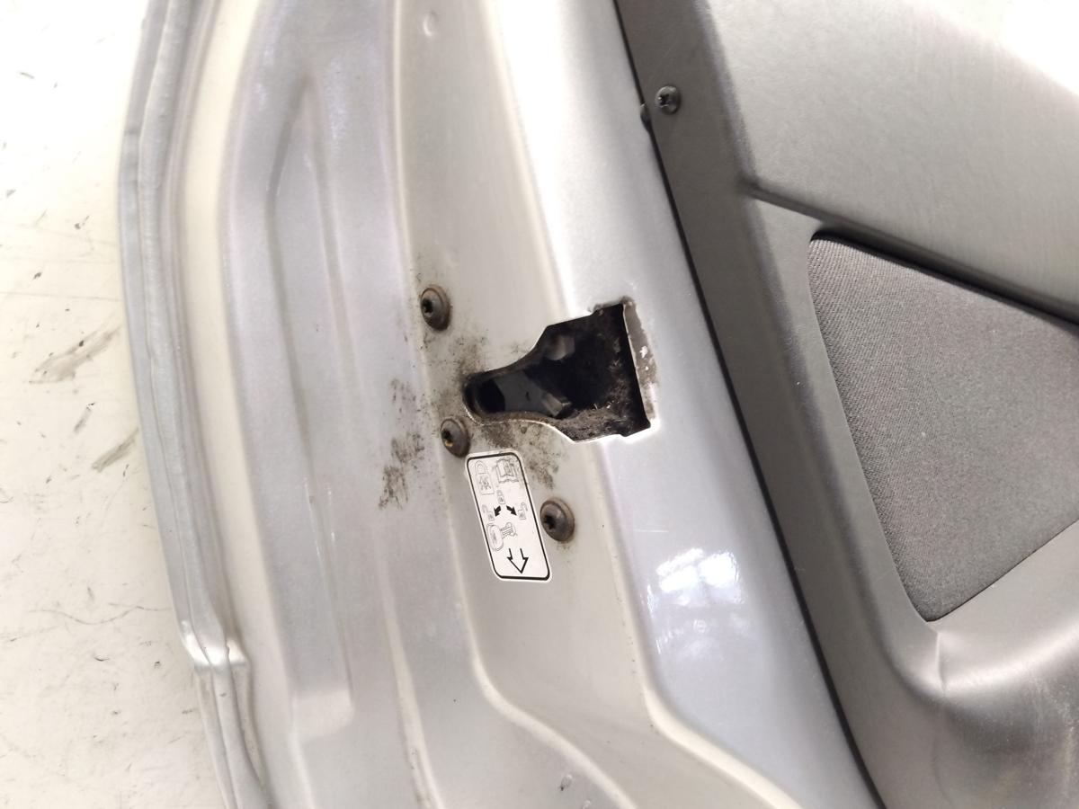 Ford Focus 1 Turnier DNW T&uuml;r hinten links Polar-Silber Metallic BJ2003