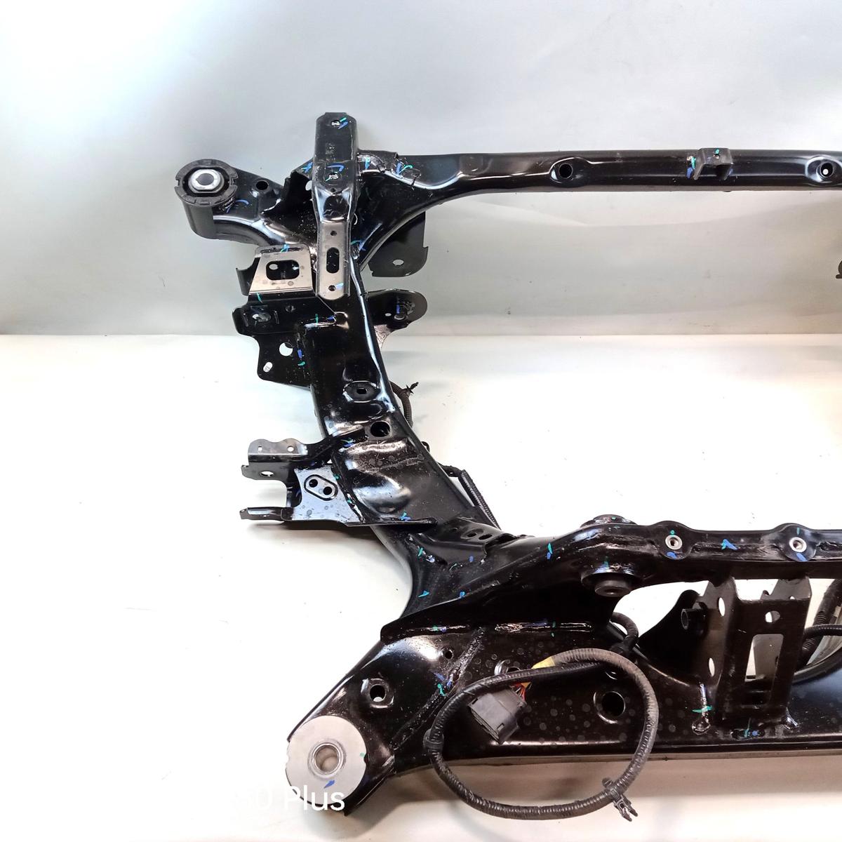 Model 3 und Model Y original Hinterachstr&auml;ger Hilfsrahmen Hinterachse Bj.2023
