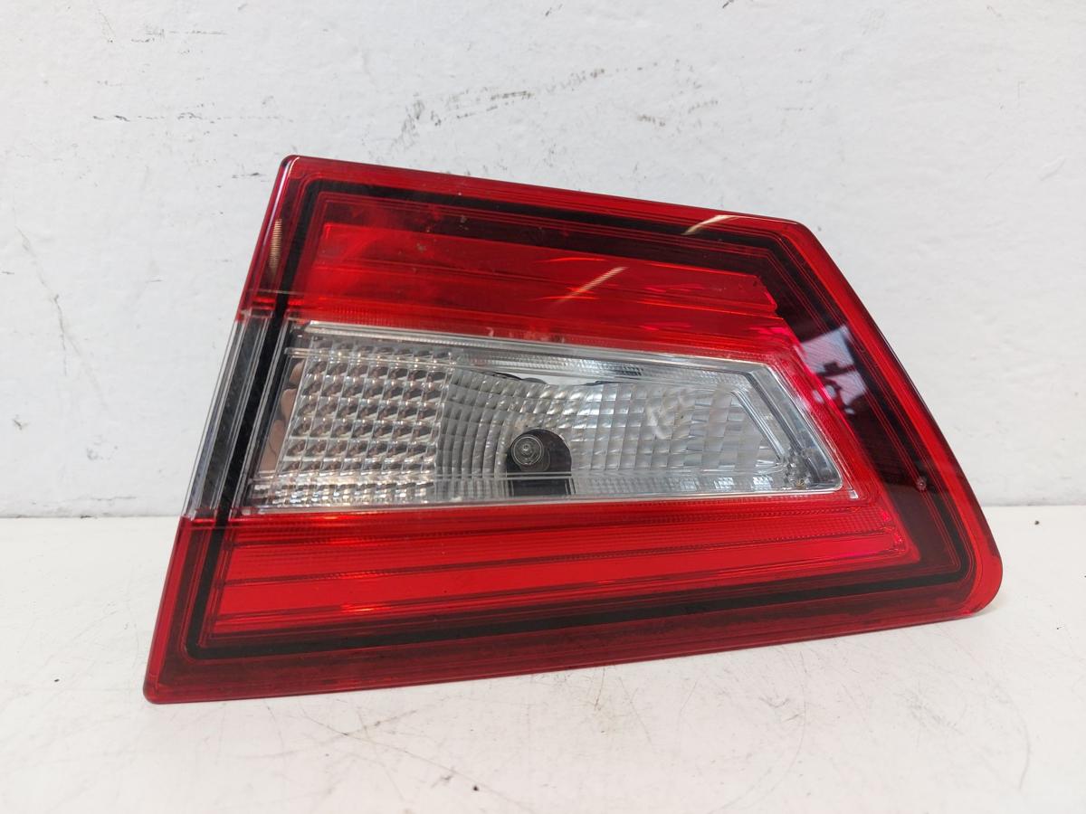 Renault Clio IV X98 TCe90 R&uuml;ckleuchte rechts innen R&uuml;cklicht Heckleuchte