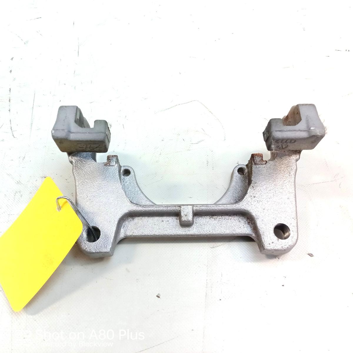 Audi A6 4F C6 original Bremssatteltr&auml;ger Vorderachse 321x30mm Bj.2004