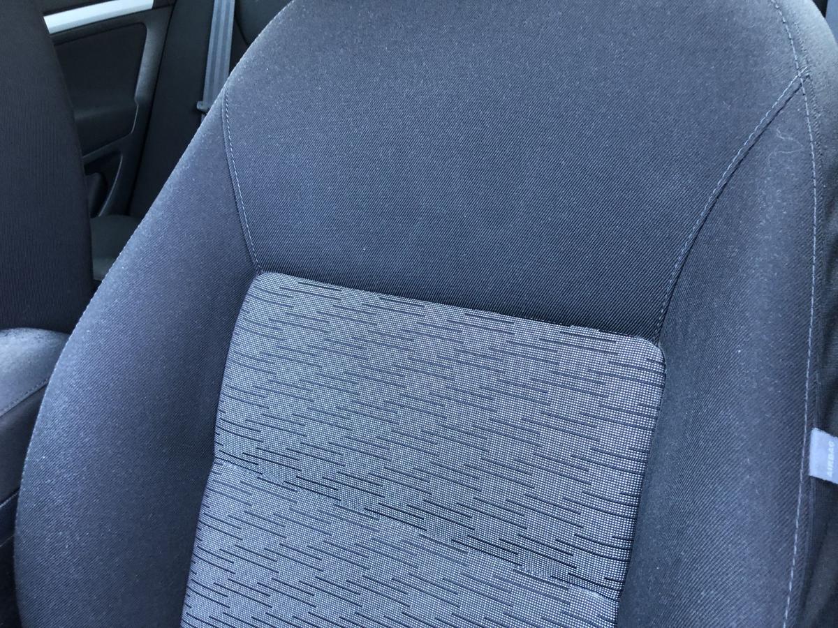 Skoda Octavia 1Z ab09 Sitz vorn links Fahrersitz Stoff OHNE Heizung Autositz