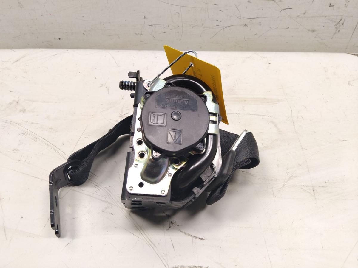 Tesla Model Y original Sicherheitsgurt hinten schwarz unfallfrei BJ2023