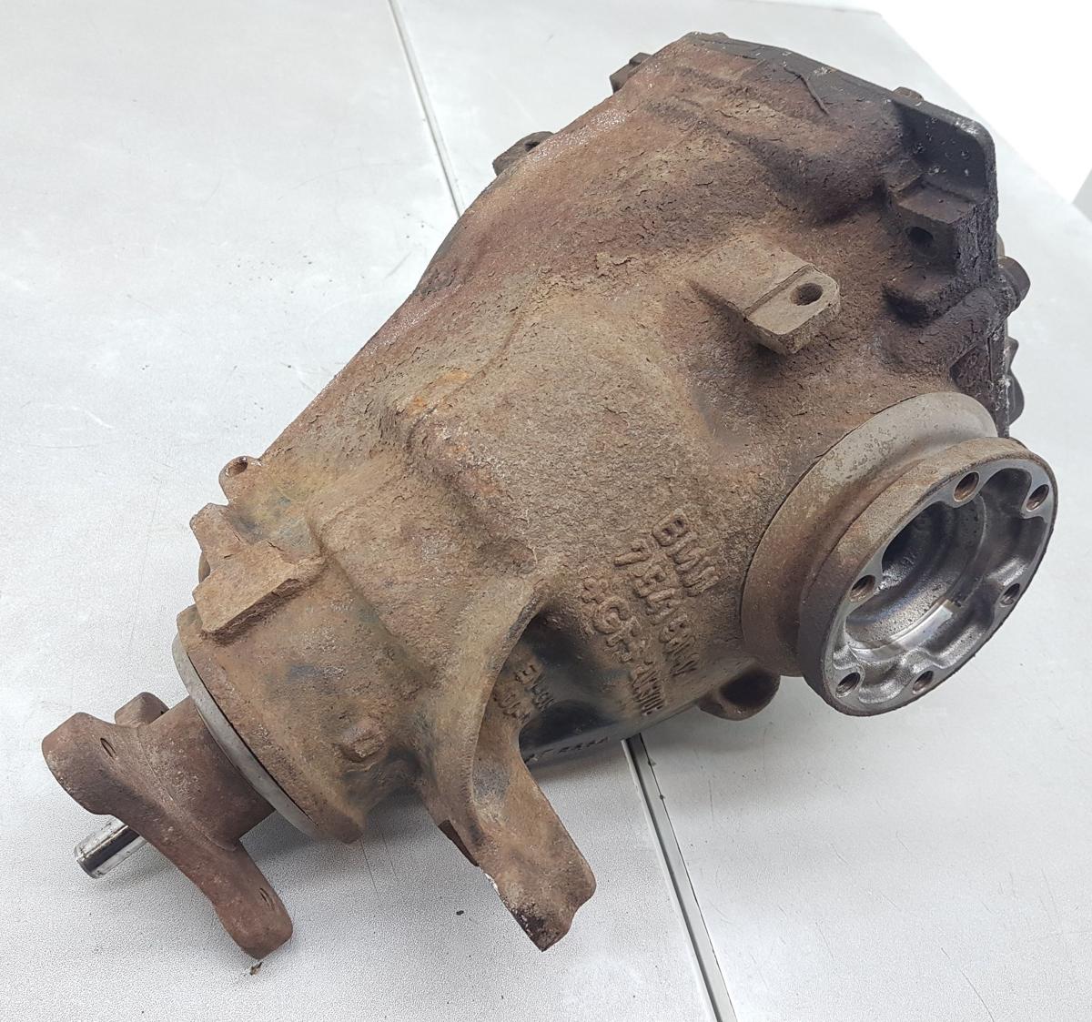 BMW X1 E84 Hinterachsgetriebe Differential 7592938 Bj10 2,0d 105kw XDrive 2,79