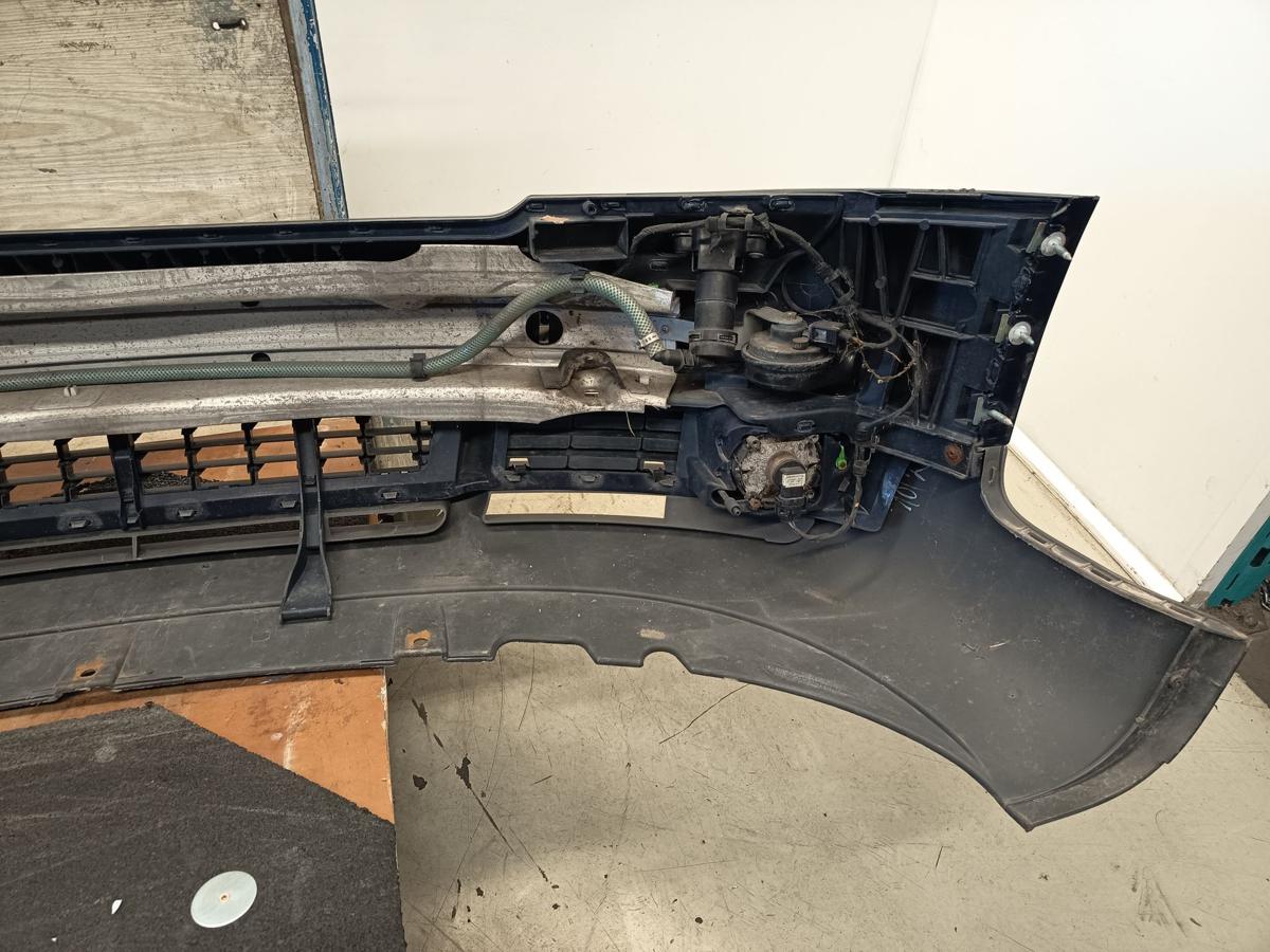 Audi A4 B6 original Sto&szlig;stange vorne NSW SWR LY5K Blau Baujahr 2002