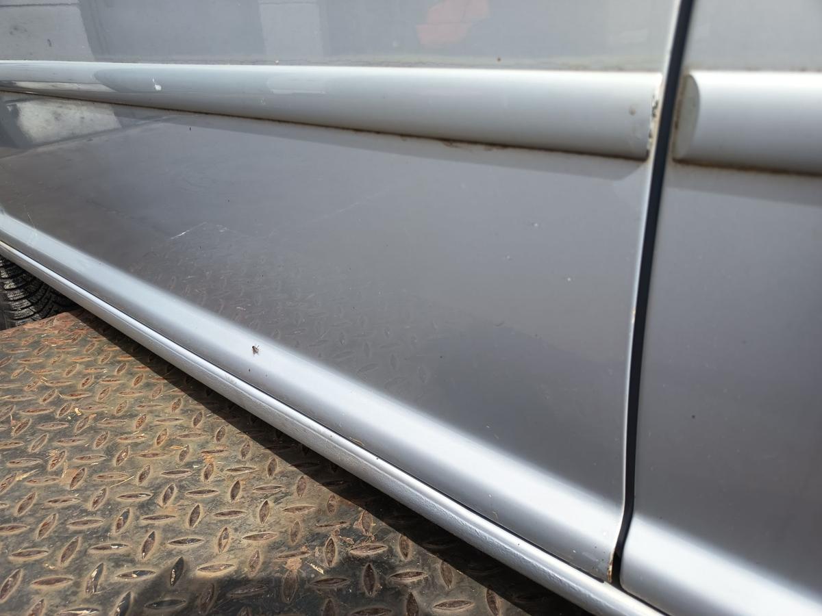 VW Golf IV original T&uuml;r vorn links Fahrer Rohbau B7Z Satinsilber Bj 1998