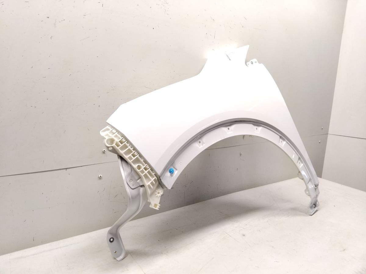 Mitsubishi Eclipse Cross original Kotfl&uuml;gel links vorn weiss W37 Facelift