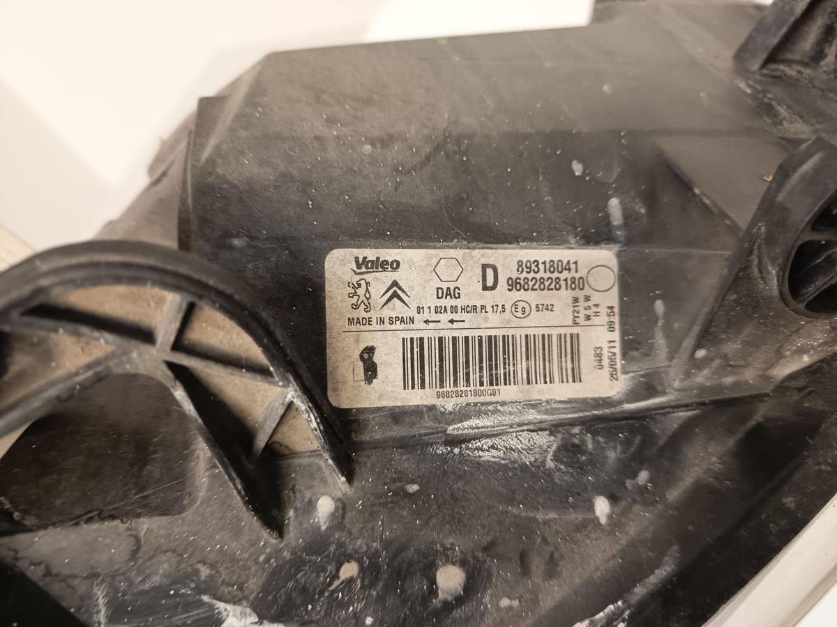 Citroen Berlingo B9 orig Scheinwerfer vorn rechts Beifahrerseite Halogen Bj 2011