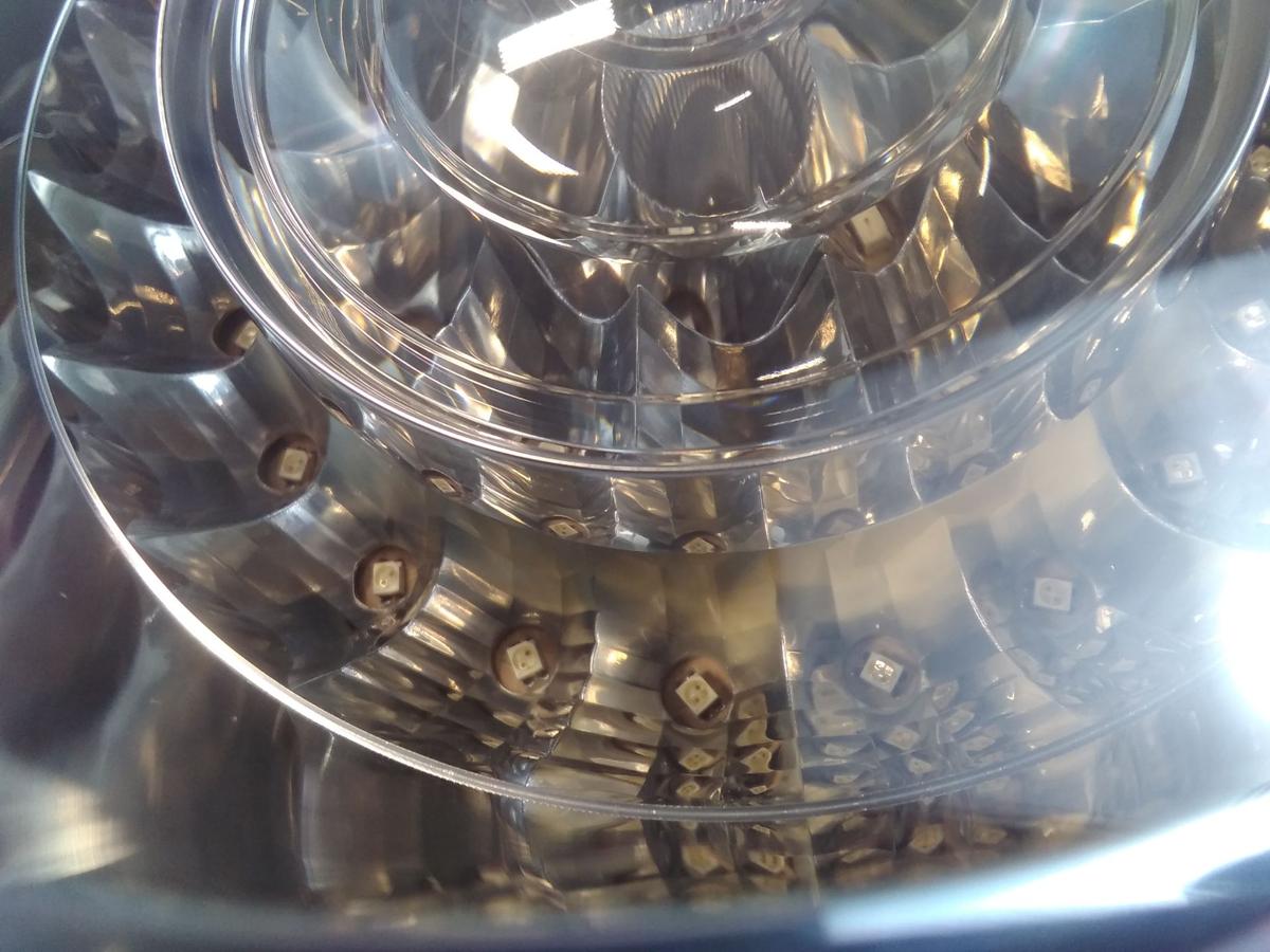 VW Eos original R&uuml;ckleuchte Heckleuchte rechts au&szlig;en LED BJ2007