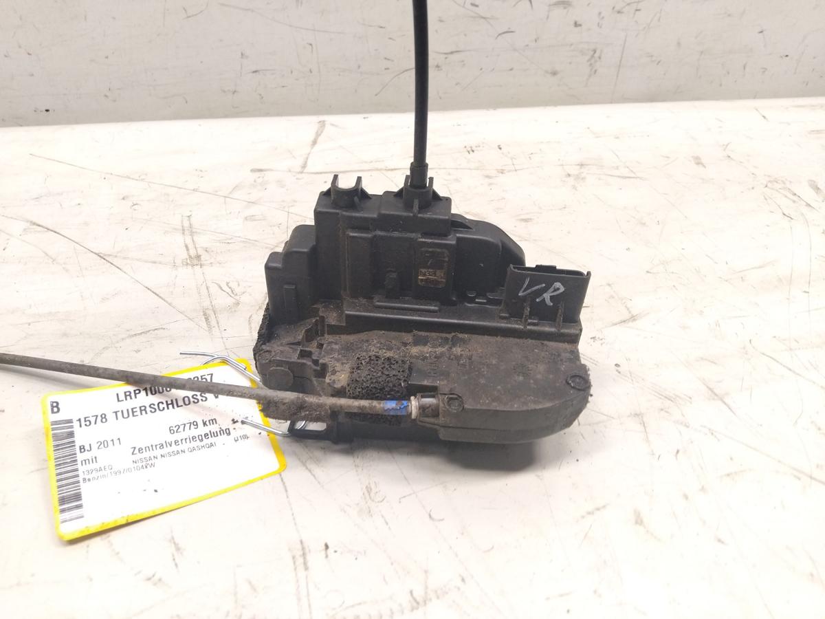 Nissan Qashqai J10 original T&uuml;rschlo&szlig; vorn rechts mit ZV Bj.2011