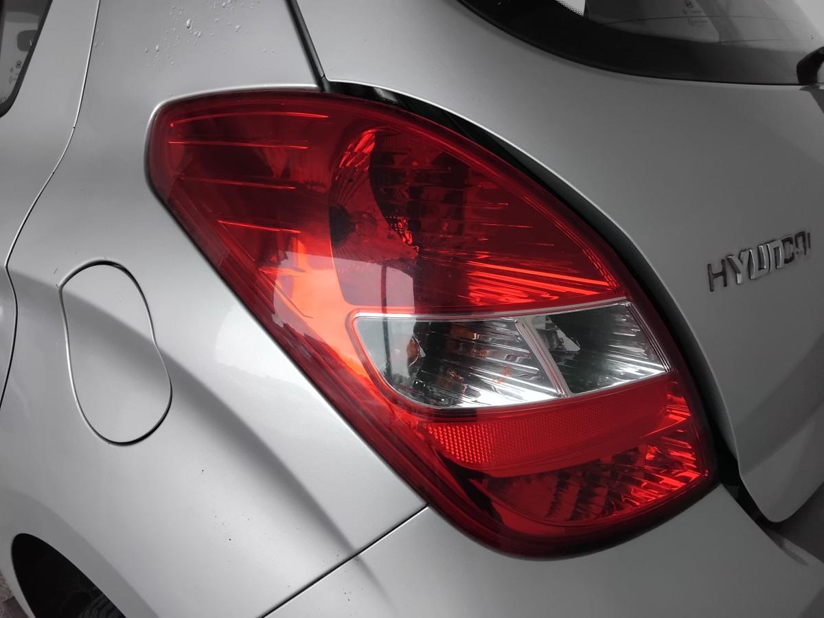 Hyundai i20 PB original R&uuml;ckleuchte Heckleuchte Schlussleuchte links BJ2011