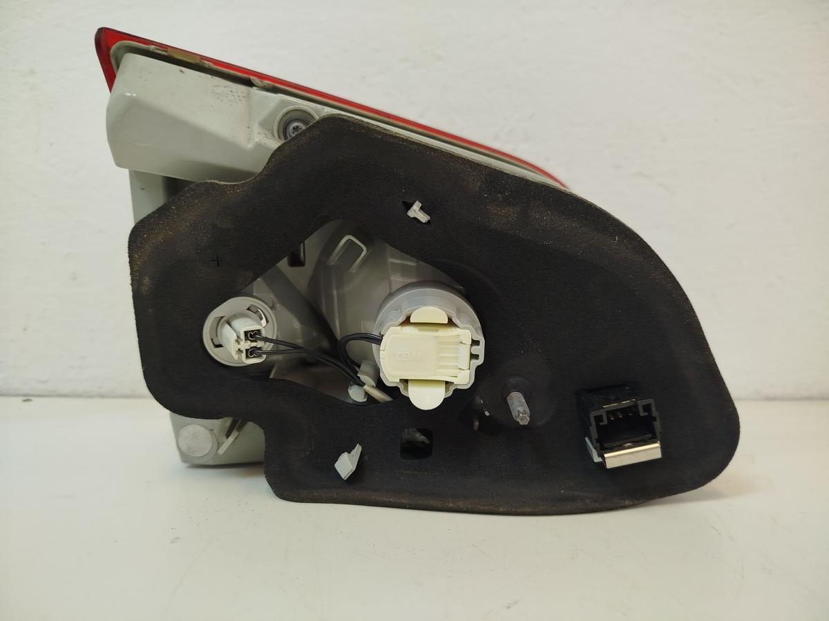 Peugeot 308 SW T9 R&uuml;ckleuchte innen rechts R&uuml;cklicht R&uuml;ckscheinwerfer