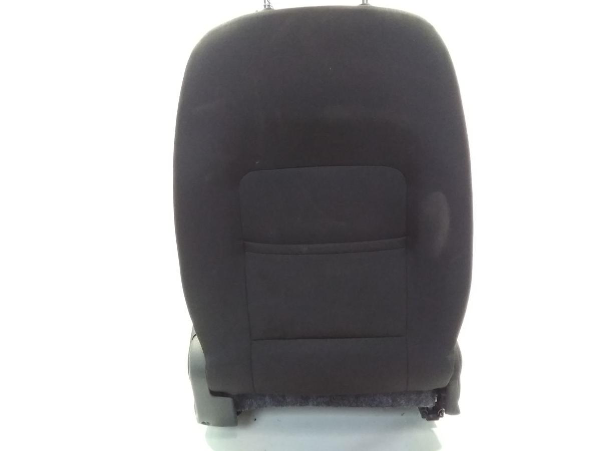 Skoda Rapid NH orig Sitz vorn links Fahrersitz Stoff dunkelgrau beheizt BJ2013