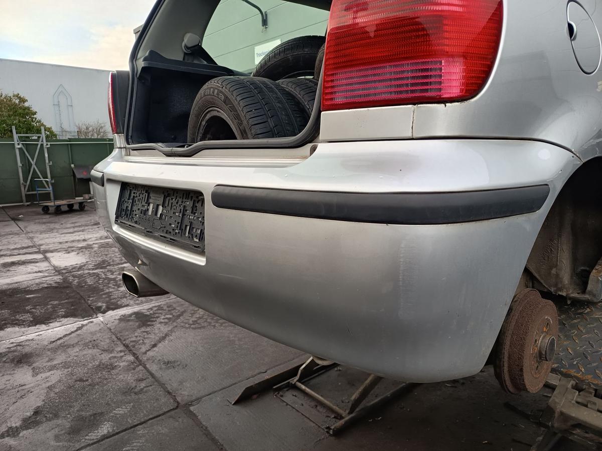 VW Polo III 6N2 original Sto&szlig;stange F&auml;nger hinten/Heck A7W Reflexsilber Bj 2001