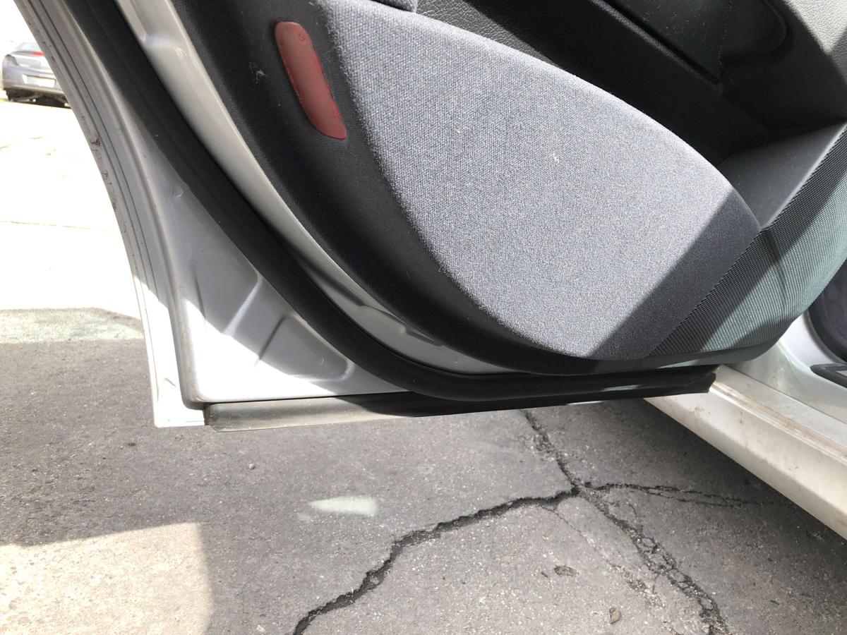 Mercedes E Klasse W211 Limo T&uuml;r hinten links Fondt&uuml;r Rohbau 744 Brillantsilber