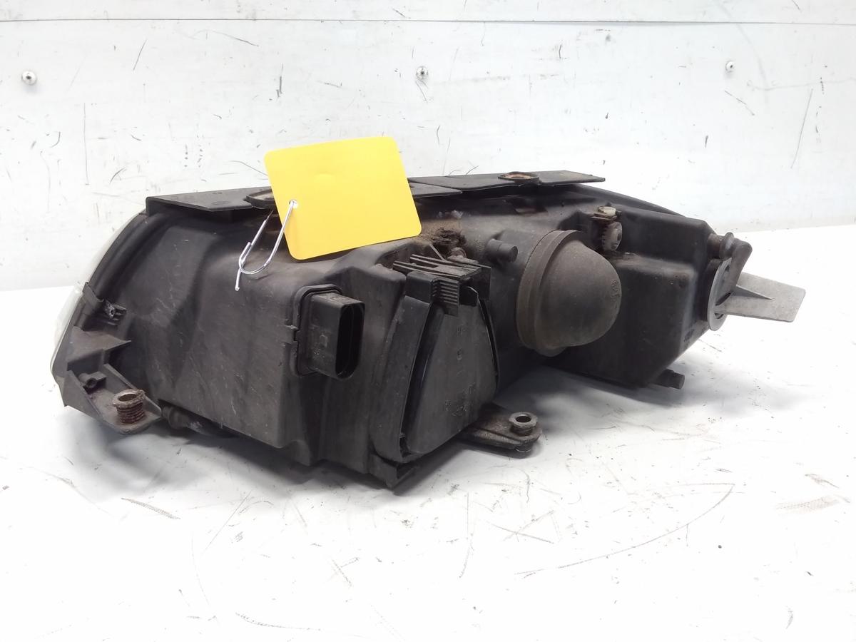 VW Passat 3BG original Scheinwerfer rechts Hella Halogen mit LWR BJ2004
