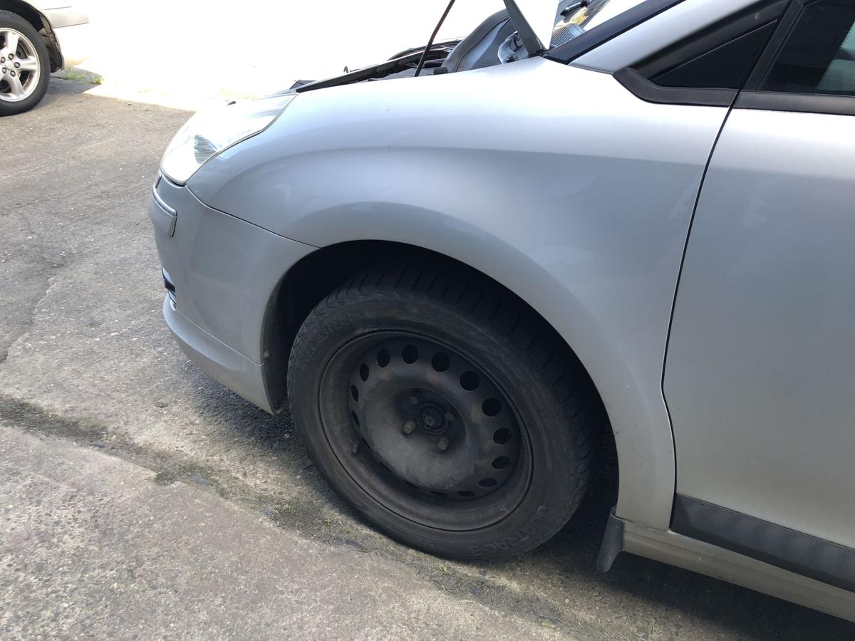 Citroen C4 Typ L Kotfl&uuml;gel vorn links Fahrerseite Plastik EZR Aluminium Grau