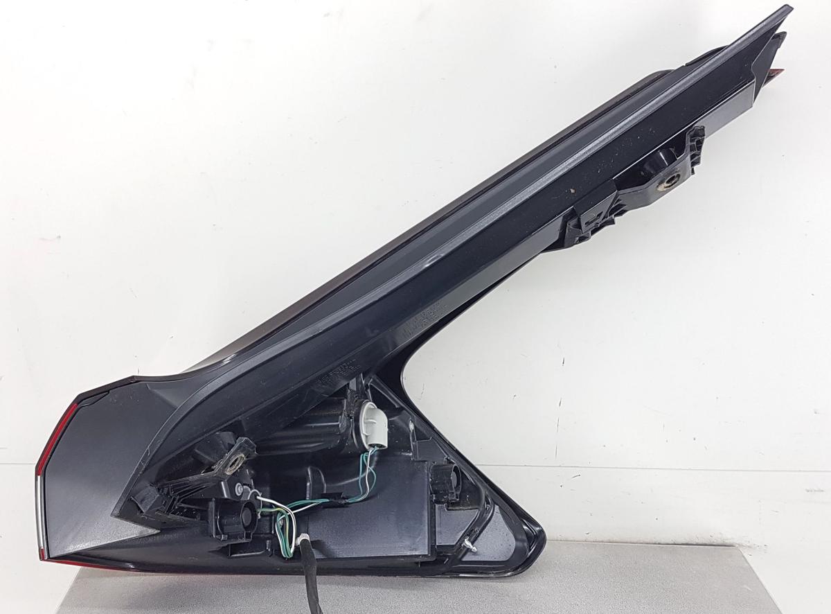 Mitsubishi Eclipse Cross R&uuml;ckleuchte R&uuml;cklicht links LED Bj2023 Modell ab 2021