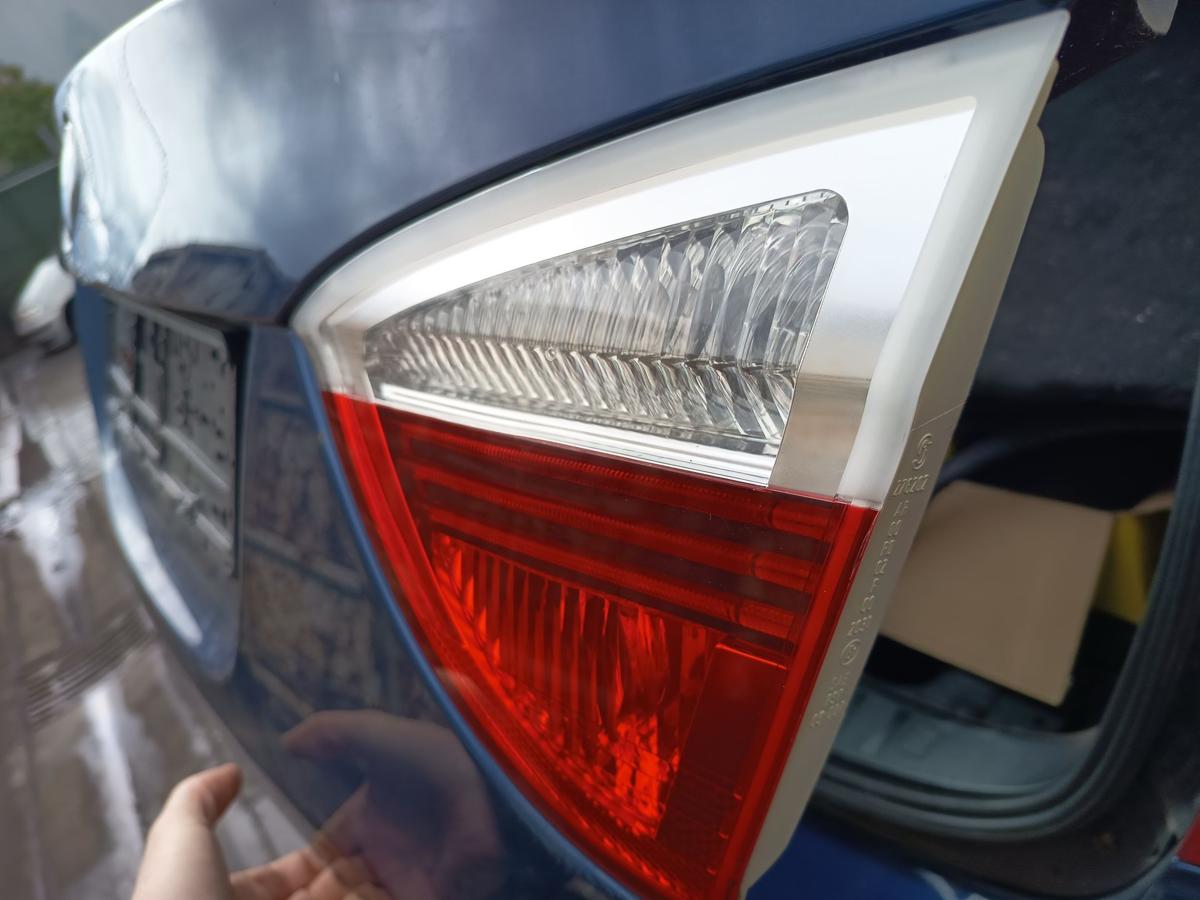BMW 3er E91 Touring original R&uuml;ckleuchte rechts innen Heck Schluss Licht Bj 2006