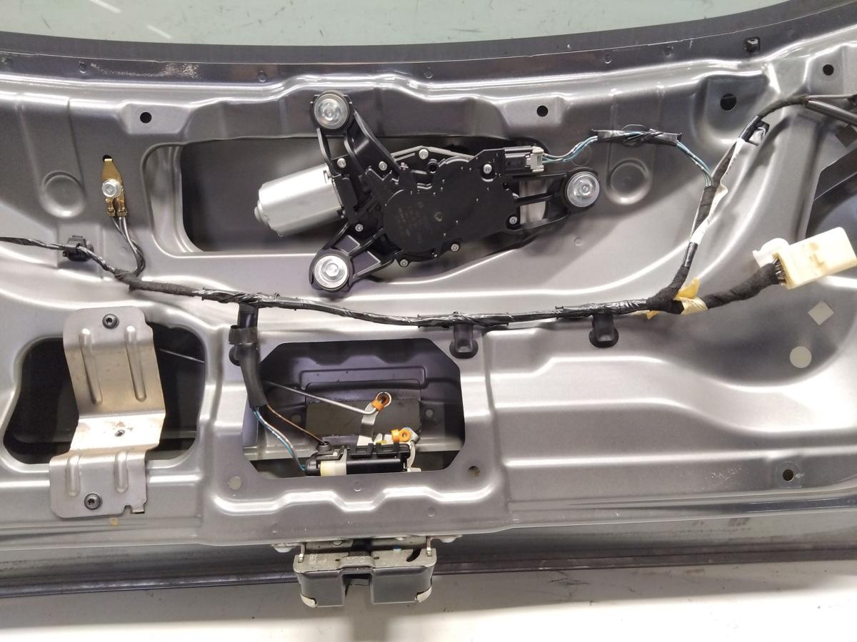 Mitsubishi Colt Z30 orig Heckklappe U63 Stahlgrau mit Heckscheibe 3t&uuml;rig BJ2005