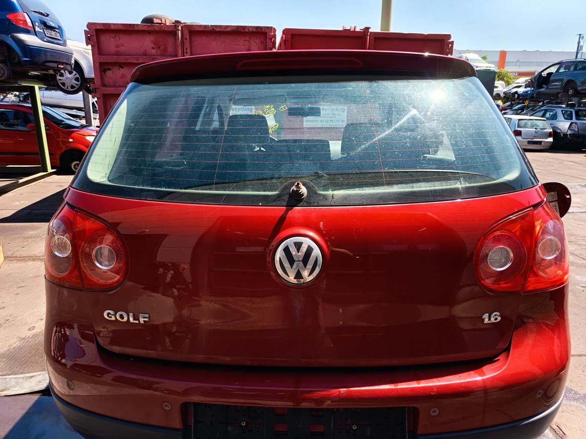 VW Golf V 5 Limo orig Heckklappe mit Scheibe Kofferraum LA3W Red Bj 2004