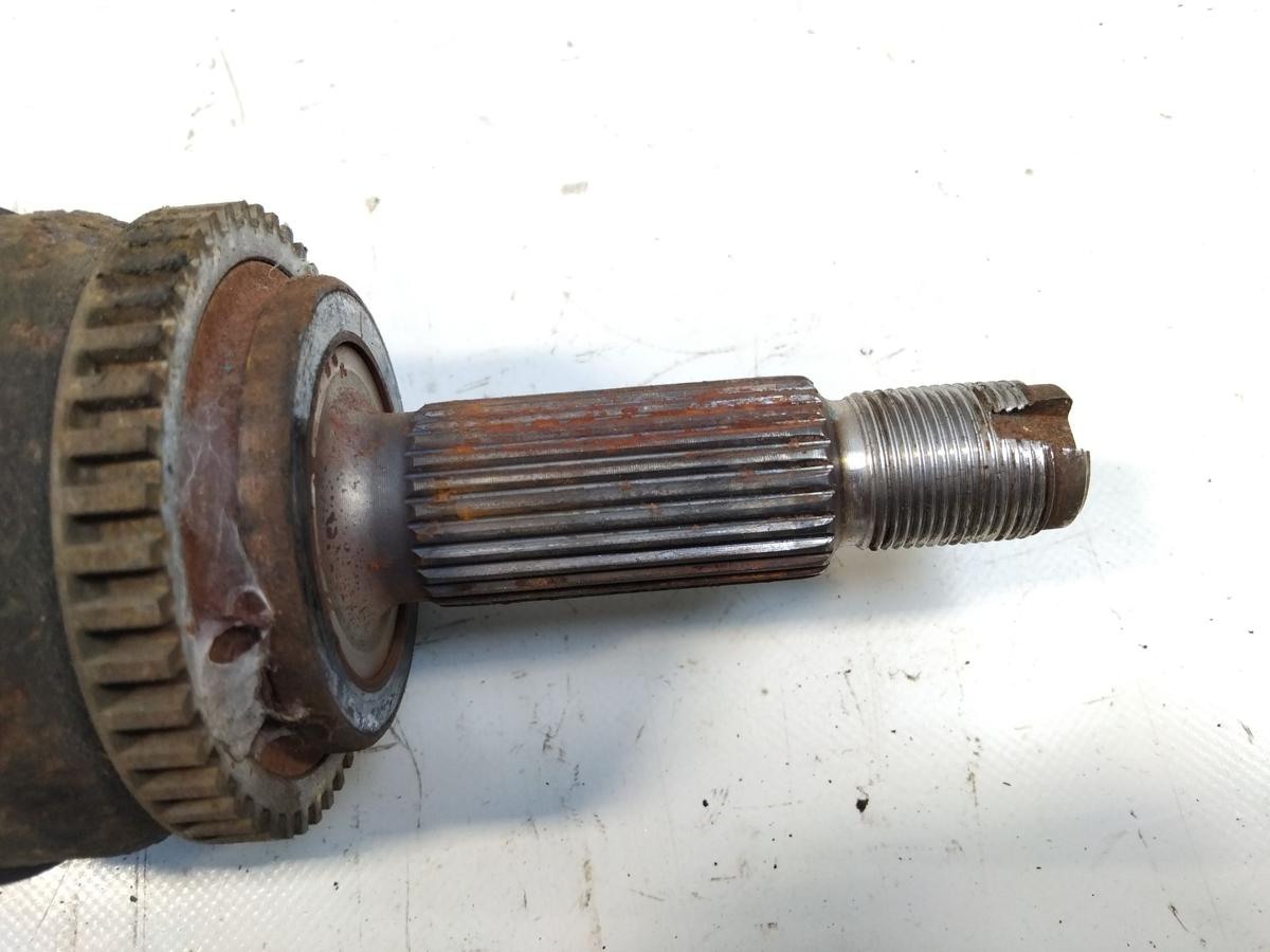 Hyundai i30 GD orig Antriebswelle Gelenkwelle vorn rechts 1.6CRDi 100kw BJ20015