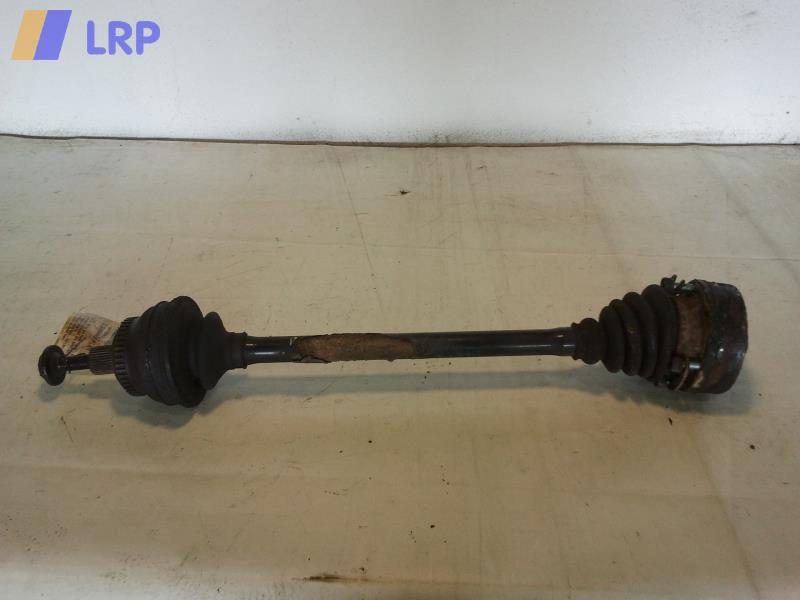 Audi A4 8D Avant original Antriebswelle Gelenkwelle hinten links 2.5 BJ2000