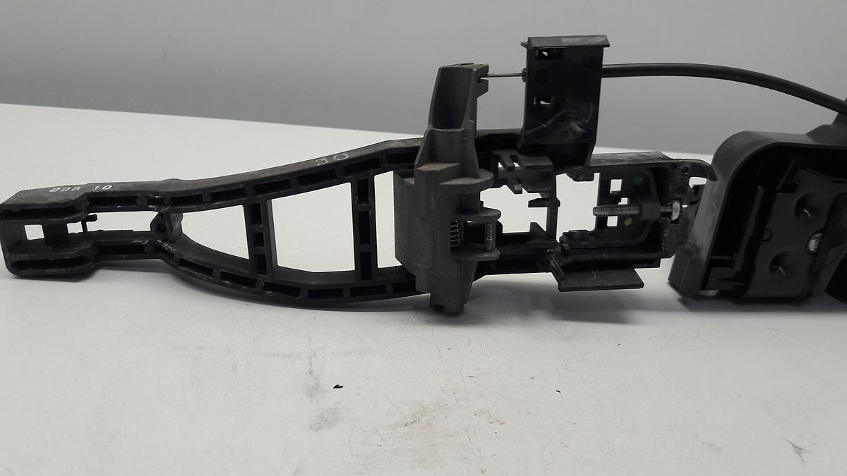 Ford Focus II DA3 Bj. 2010 orig. T&uuml;rschloss hinten rechts elektr. 5Trg ZV 240021300