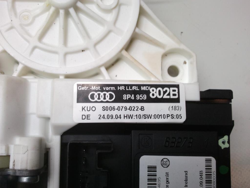 Audi A3 8P BJ2005 Fensterhebermotor Tür hinten rechts 8P4959802B