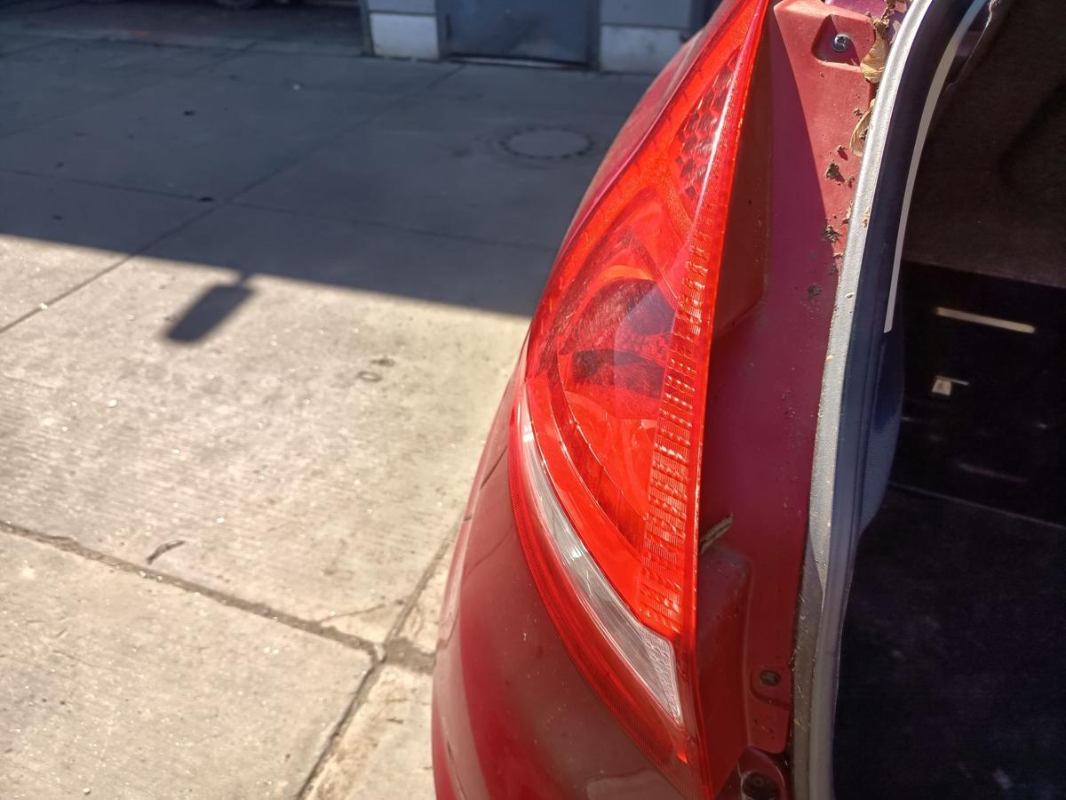 Ford Fiesta MK7 original R&uuml;ckleuchte links 3 TRG vor Facelift Baujahr 2009