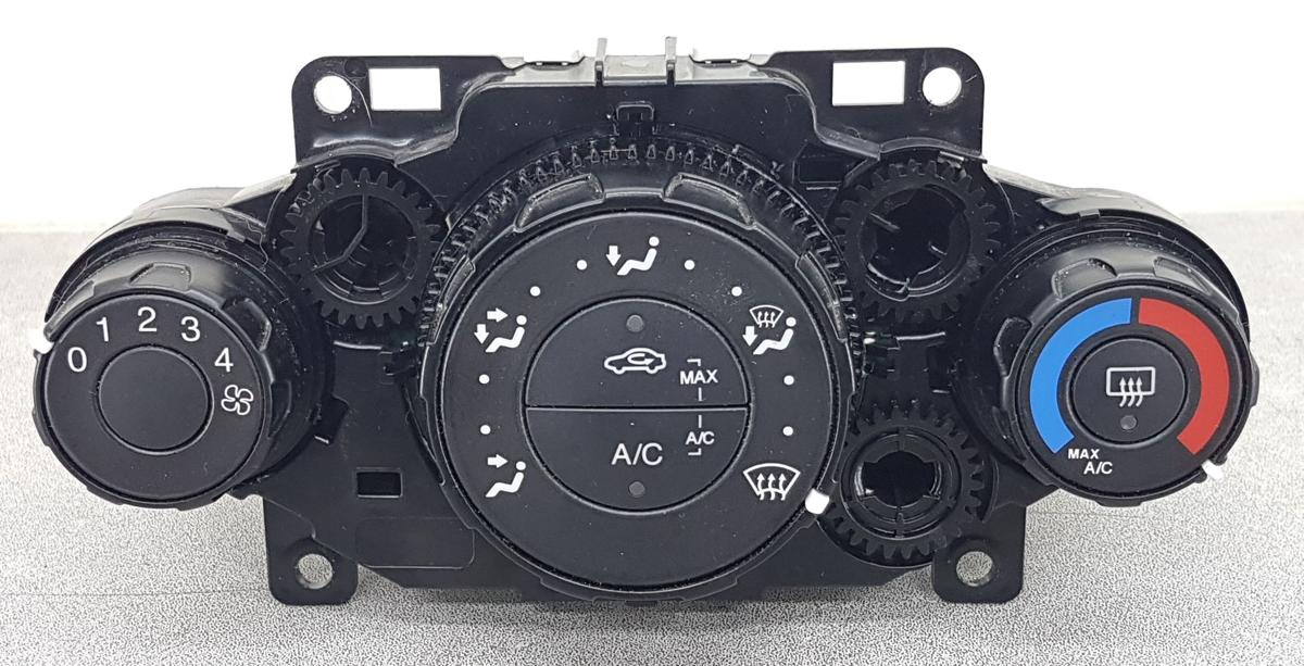 Ford Fiesta JA8 Heizungsbetätigung C1B119980AE Bj2016 Heizungsregulierung