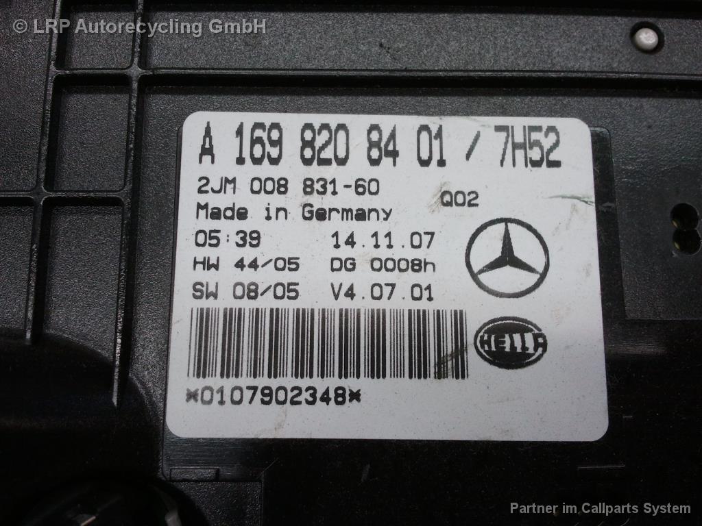 Mercedes B-Klasse W245 BJ2007 Innenleuchte vorn Bedieneinheit 1698208401 7H52