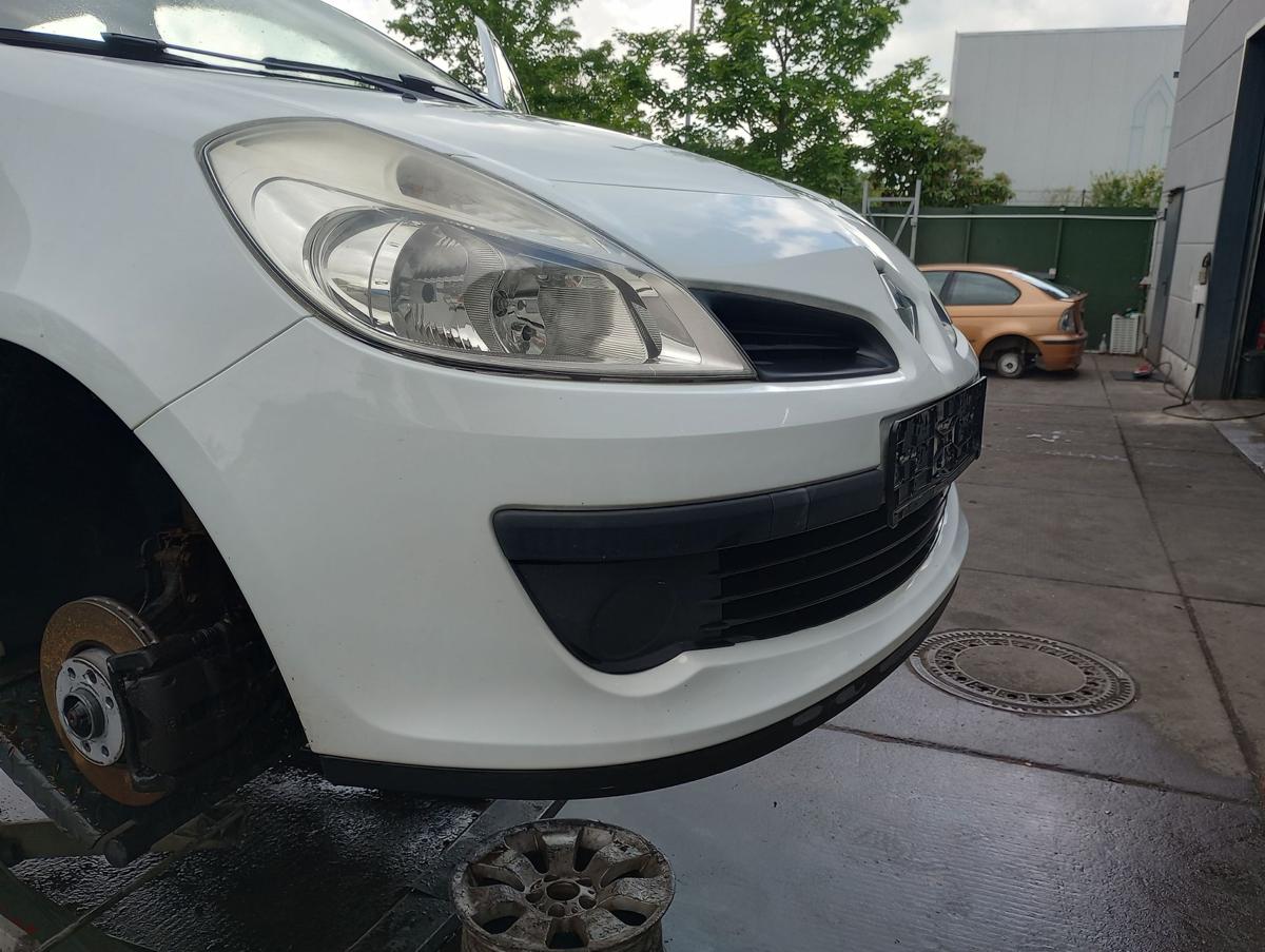 Renault Clio III 3 orig Stoßstange Stossfänger vorn OV369 Ice white Bj 2007