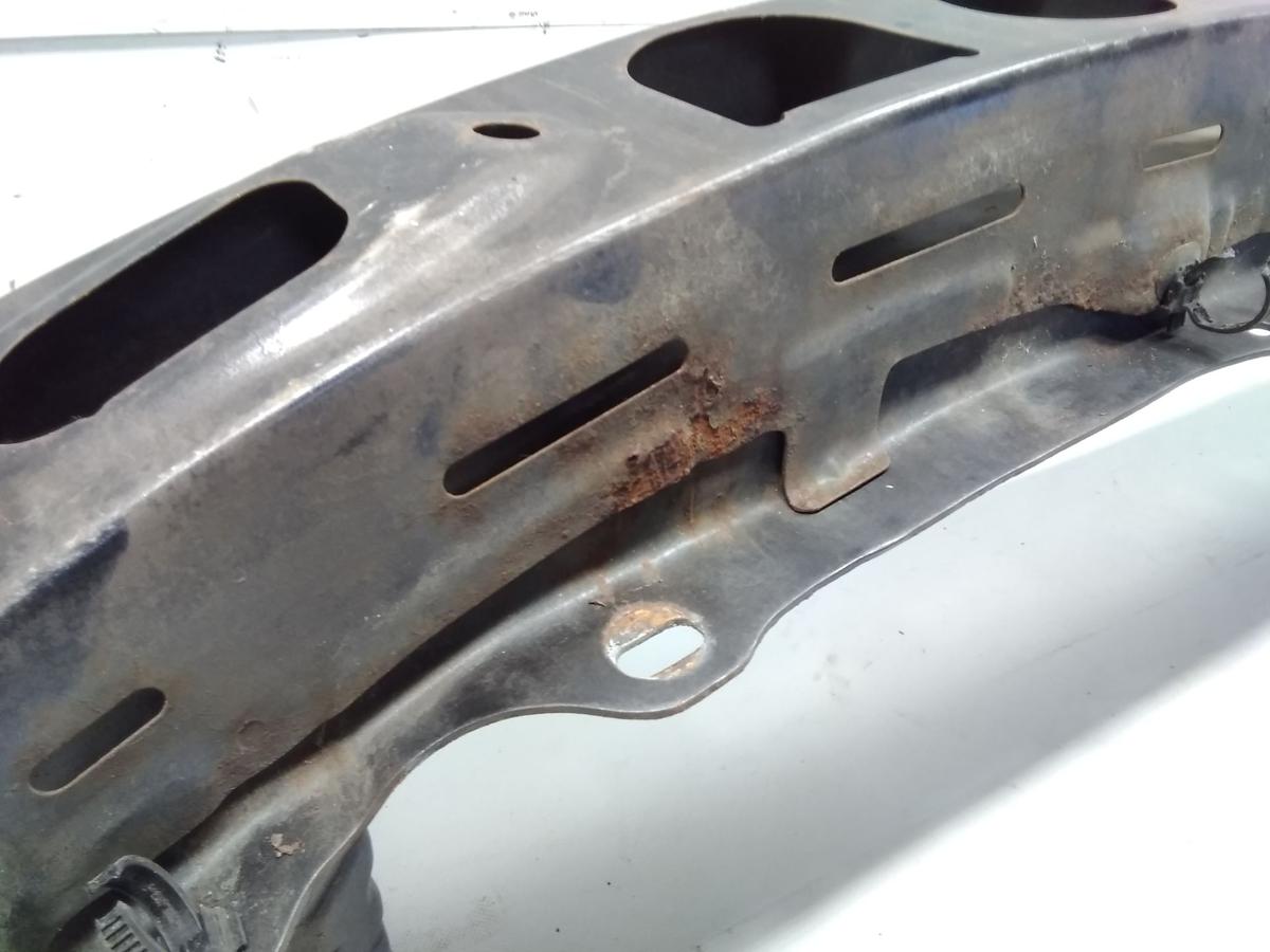Toyota Yaris 2 original Träger Verstärkung Stoßfänger Stoßstange vorn Bj.2008