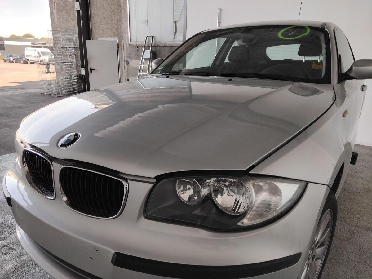 BMW 1er E81 E87 LCI original Motorhaube titansilbermetallic 354 Facelift BJ2008