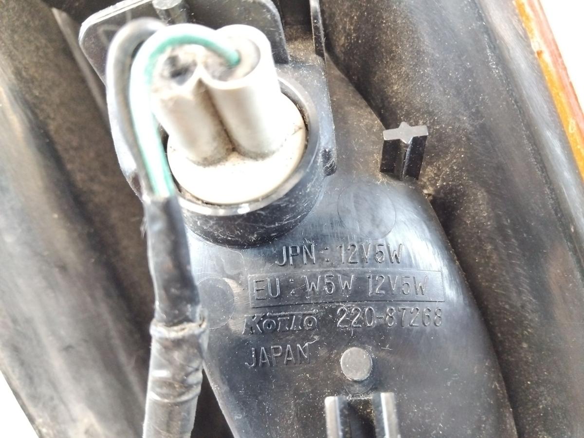 Mitsubishi Space Runner N60 R&uuml;ckleuchte Schlussleuchte links 22087268 BJ1999