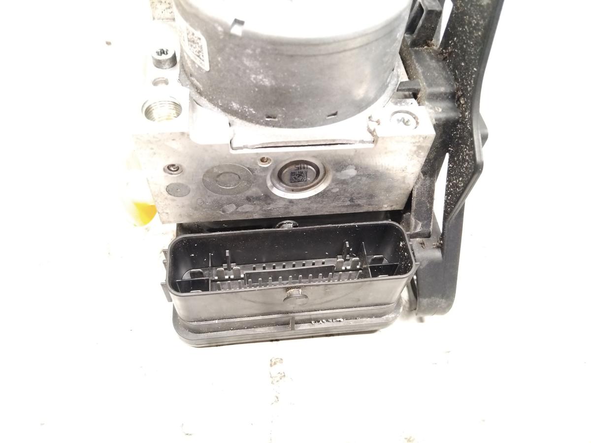 VW Golf 7 GTI original ABS-Block 5Q0614517BK 10.0220-0828.4 Bj.2016