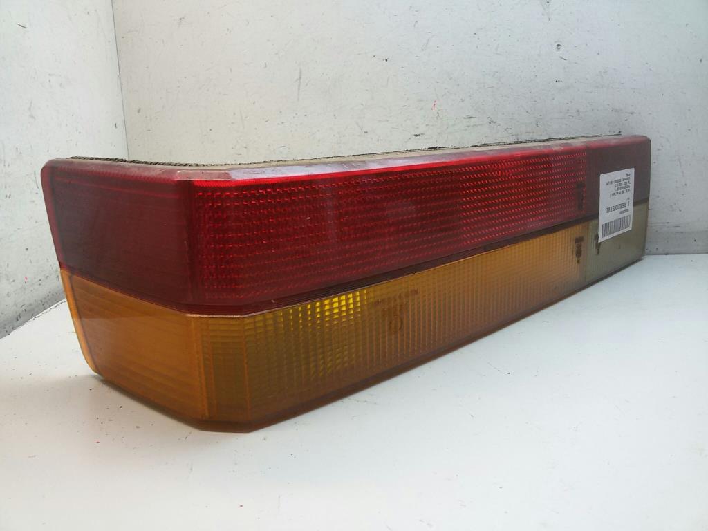 Rueckleuchte Rechts 6054993 NICHT ZUTREFFEND Ford Granada Lim Ab 09/77 BJ: 1982 Rueckleuchte Rechts 6054993 NICHT ZUTREFFEND Ford Granada Lim Ab 09/77 BJ: 1982