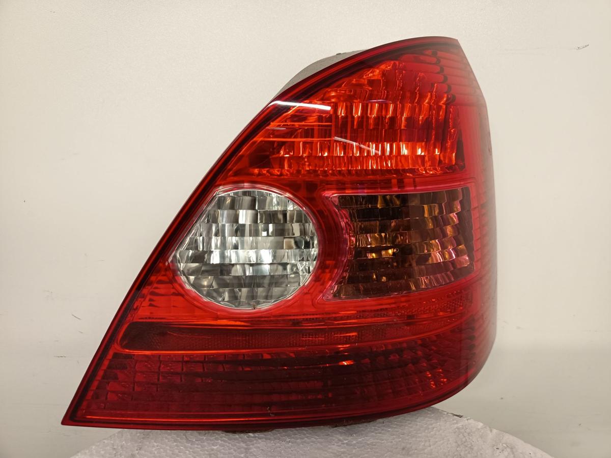 Honda Civic 5DR orig Rücklicht /Schlussleuchte rechts Bj 2001
