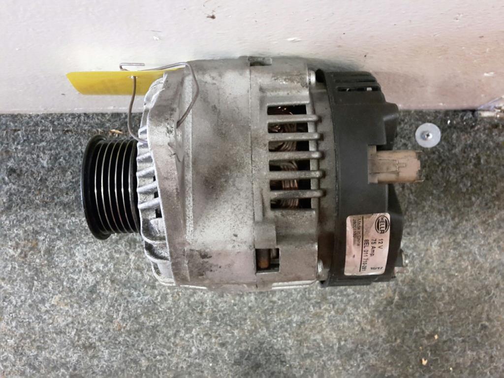 Renault Kangoo BJ 2006 Lichtmaschine Generator 1.5D 62KW 8EL011710-281