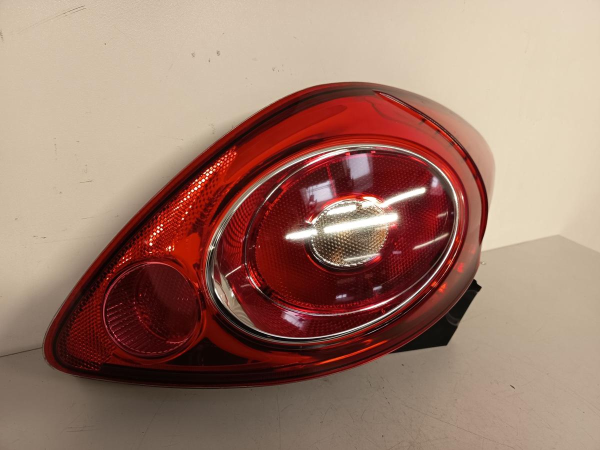 Ford KA RU8 Bj 2010 original Rück-Schluss-Heckleuchte rechts Beifahrer