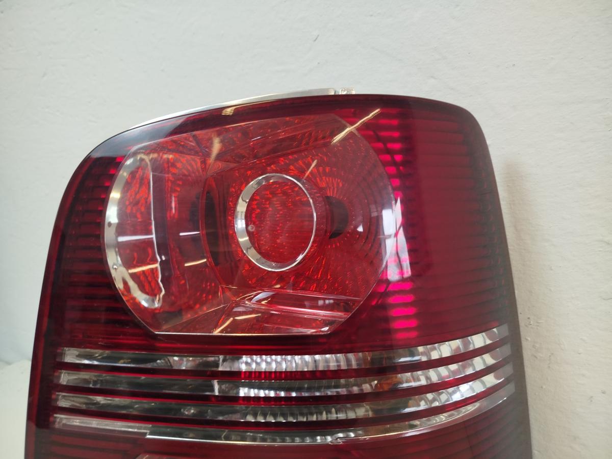 VW Touran 1T R&uuml;ckleuchte rechts R&uuml;cklicht Heckleuchte Facelift Hella