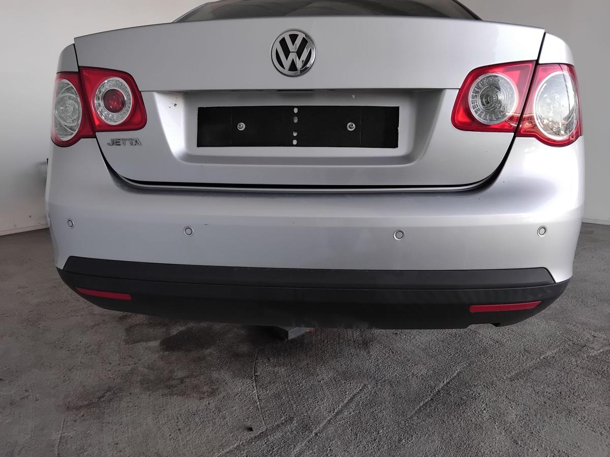 VW Jetta V 1K2 orig Sto&szlig;f&auml;nger Sto&szlig;stange hinten PDC LA7W reflexsilber BJ2007