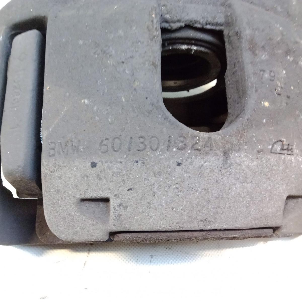 BMW 630i E63 E64 original Bremssattel Vorderachse links mit Tr&auml;ger Bj.2006