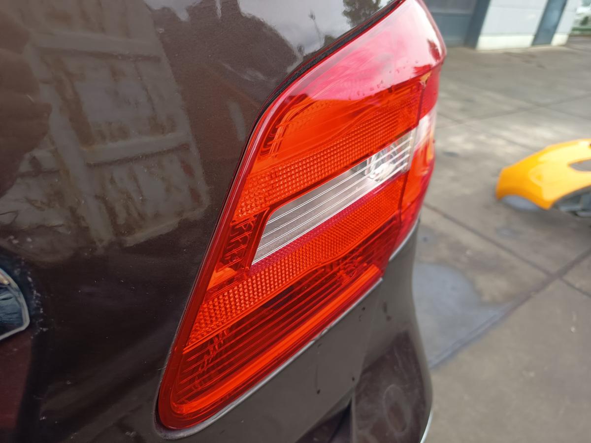 Mercedes W246 original R&uuml;ckleuchte rechts innen Heck Schlusslicht Bj 2014