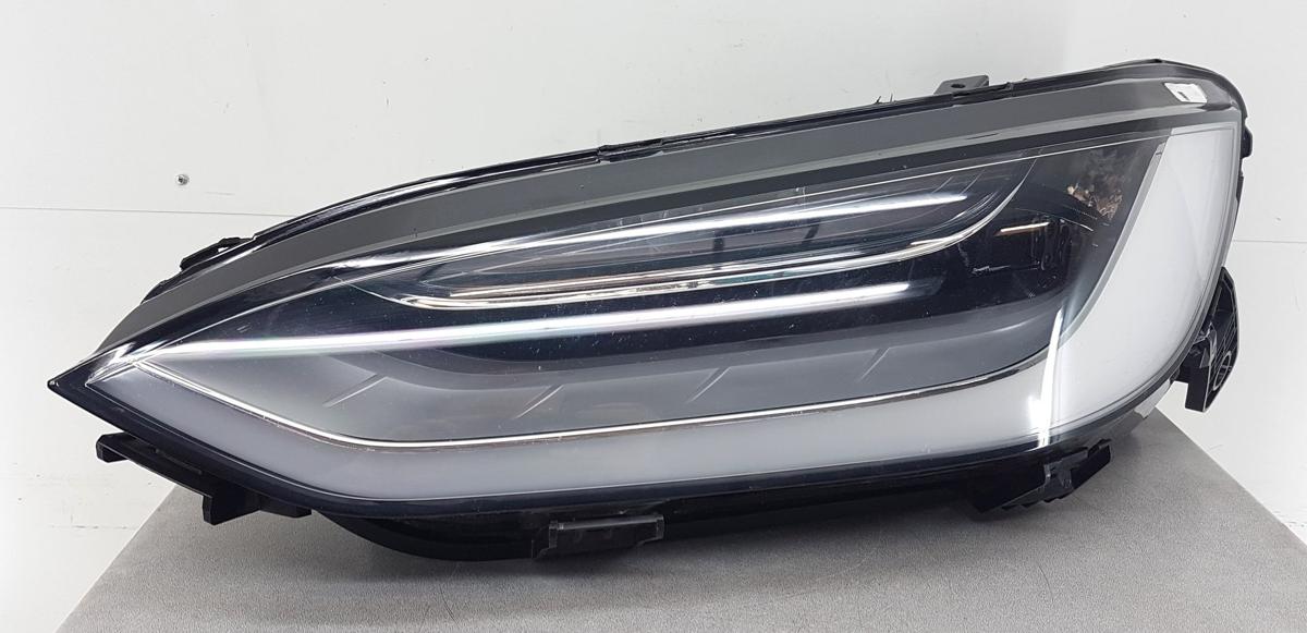 Tesla Model X Hauptscheinwerfer links LED Bj2022 1034318-00-F Frontscheinwerfer