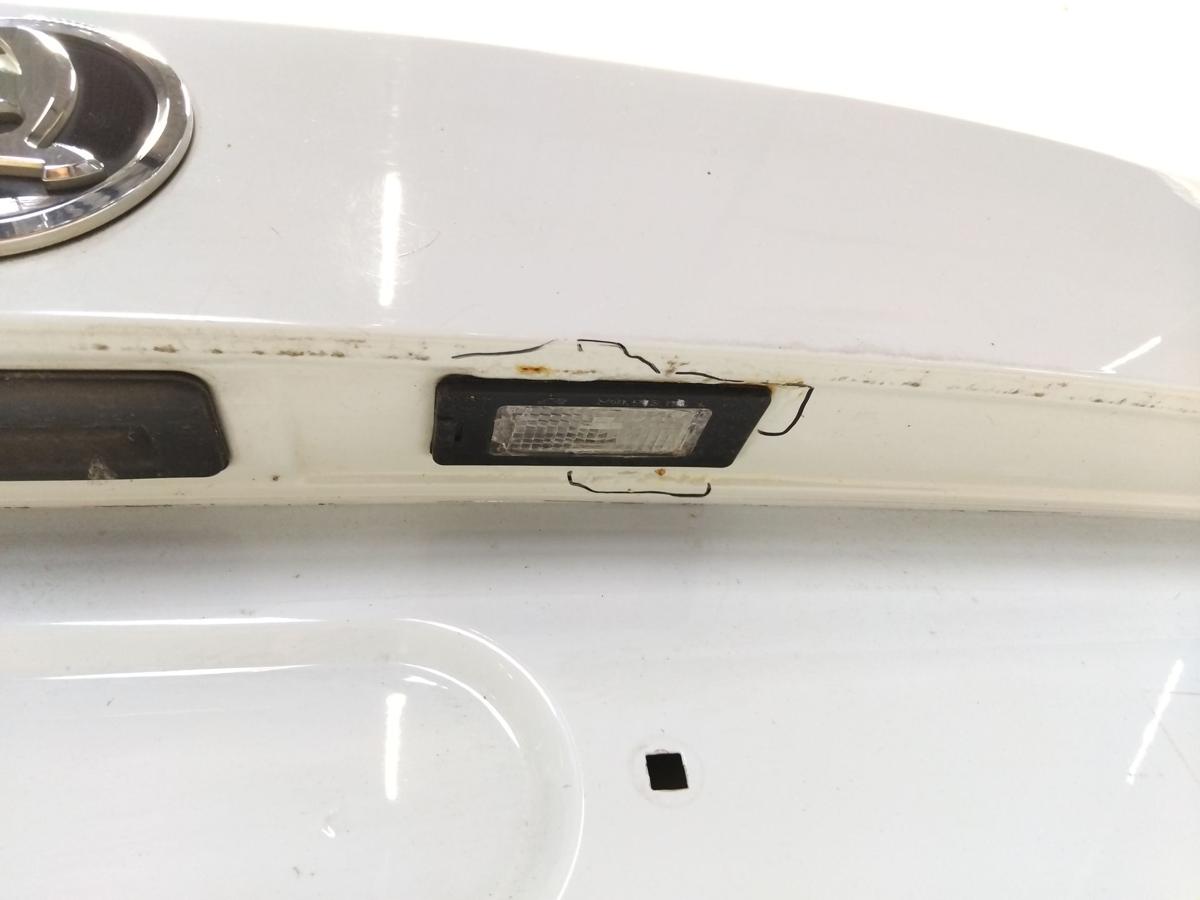 Skoda Fabia 3 III NJ Heckklappe LF9F Laser White mit Scheibe Steilheck BJ2014