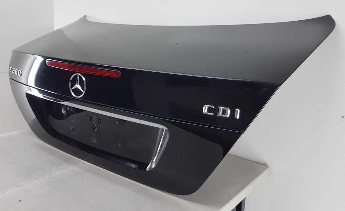 Mercedes E Klasse W211 Heckklappe Heckdeckel in obsidianschwarzmetallic Bj2005